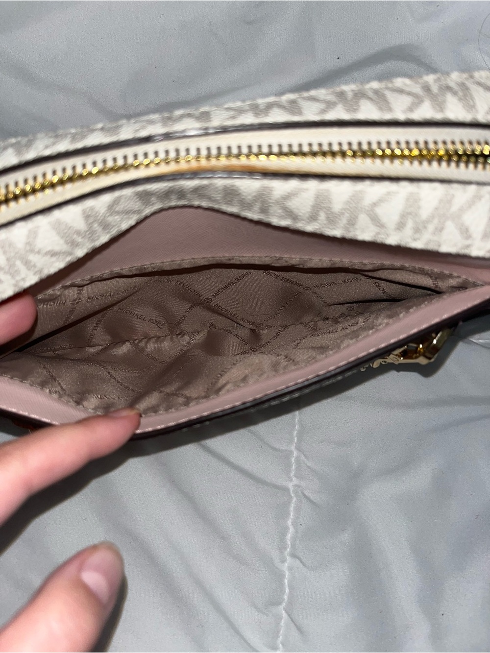 Michael Kors Logo Purse - Picture 8 of 8